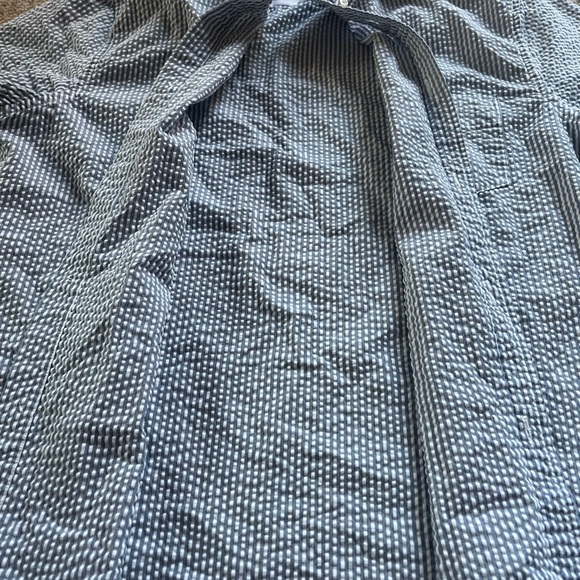 Men’s Button Down T-Shirt - Picture 3 of 5
